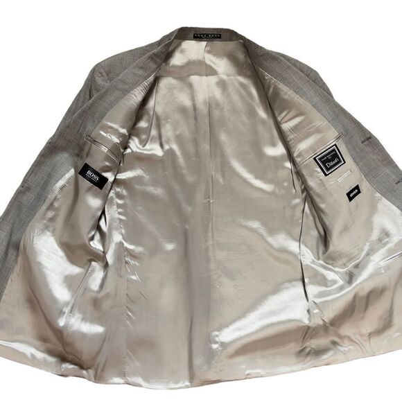 HUGO BOSS Plaid 3-Button Suit Jacket Sz 42R - Picture 9 of 14